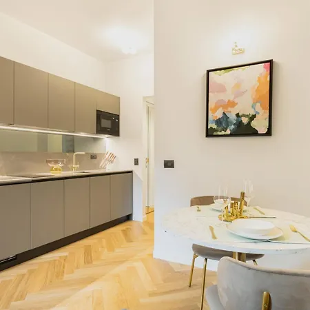 Apartamento Easylife - Nido Di Charme In Sant'ambrogio *